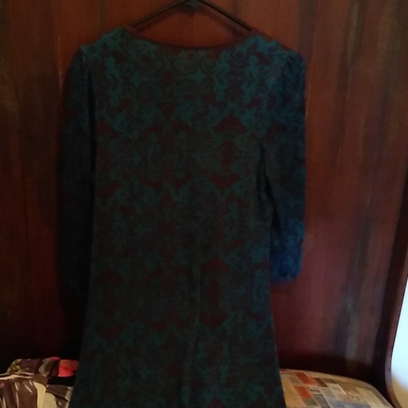 Dress - Picture 6 of 6